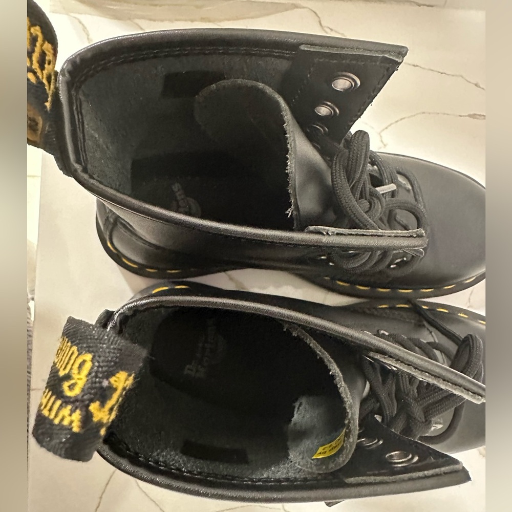 Dr. Martens 1460 Combat Boots. Women’s size 5. Color Black. - Picture 13 of 13
